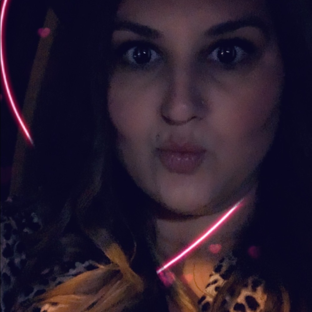 Meet your Posher, Kailah